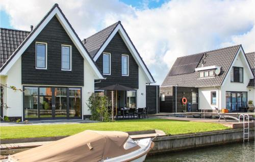 Stavoren House | Beautiful Stavoren Home with Sea Views and Pet-Friendly Amenities