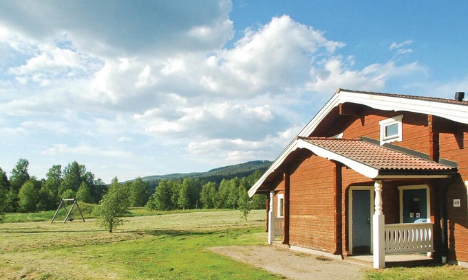 Syssleback House | Cozy 3-Bedroom Retreat with Lake View in Sysslebäck