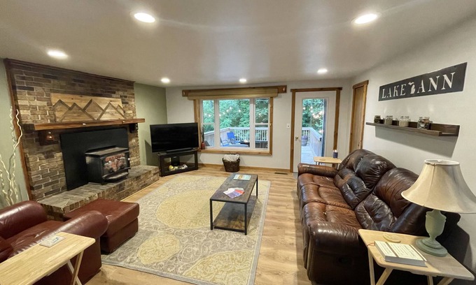 Lake Ann House | Charming Home in Lake Ann Village - Pet-Friendly Retreat!