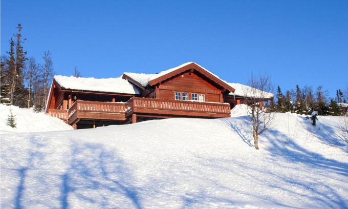 Atra House | Comfortable Stay in Tuddal with Kitchen & Pet Friendly
