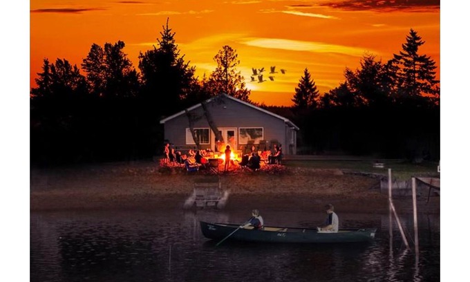 Au Gres House | Inviting Home on Lake Huron with Private Beach Access