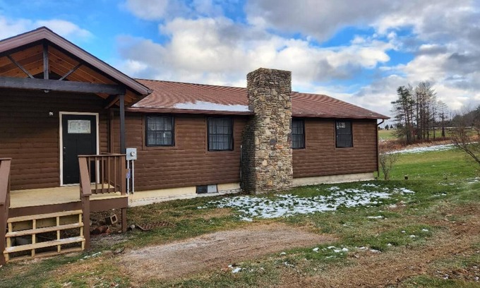 Sabinsville House | Idyllic Retreat with Fishing Pond and Family-Friendly Amenities