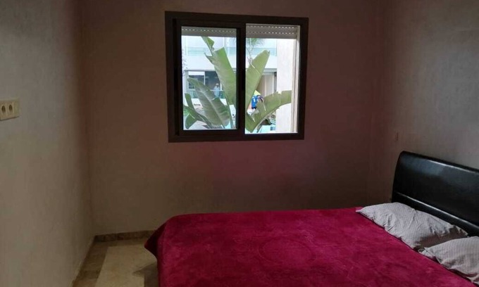 El Mansouria Apartment | Charming Retreat Steps from Sablette Beach with Pool
