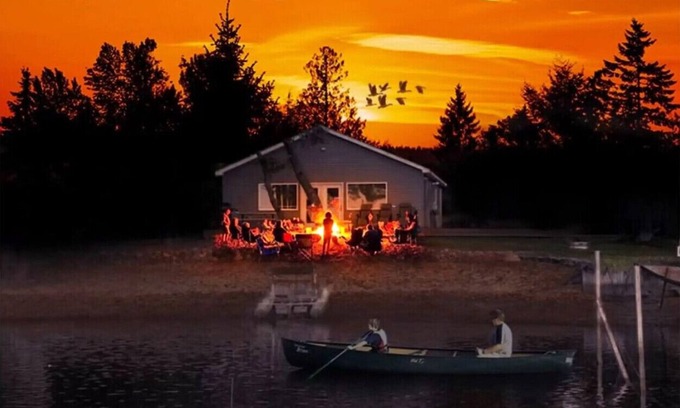 Au Gres Cabin | Inviting Lake Huron Home with Breakfast & Ocean View