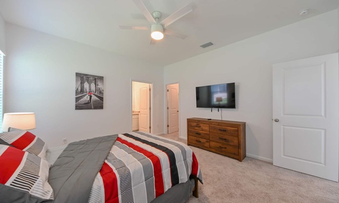 Zephyrhills House | Pet-Friendly Retreat with Pool and Perfect Guest Rating