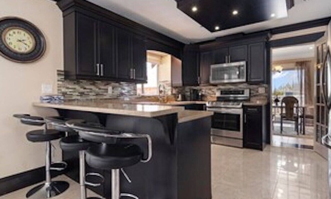 West Abbotsford House | Inviting Retreat with Spa and Scenic Views Near Highway