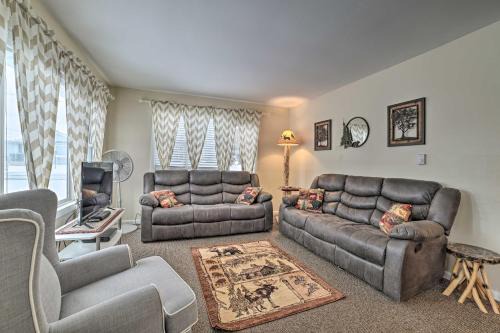 Houghton Lake Heights House | Inviting Houghton Lake Heights Cottage with Private Yard