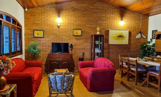 Jardim Marcia House | Convenient Beachside Retreat with Ocean Views and More