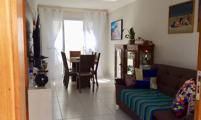 Parque Enseada House | Cozy Townhouse in Condominium, 15 Min Walk to Beach