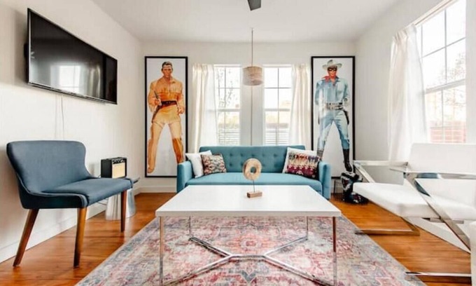 Chestnut House | Charming Home with Spacious Backyard and Fast Wi-Fi