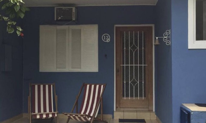Itaquanduba House | Charming Gated Community House with Pool Near the Beach