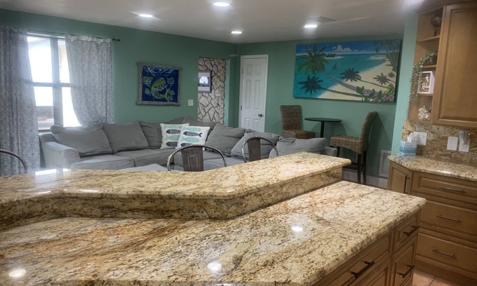 Port Orange House | Charming Pet-Friendly House Near Beach and Speedway
