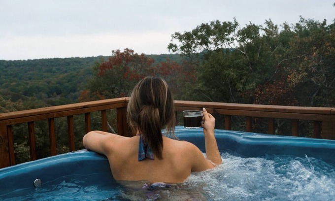 Muenster House | Relaxing Retreat Near Wineries with Hot Tub & Scenic Views