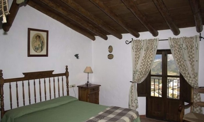 Zahara de la Sierra Cottage | Inviting House in Zahara de la Sierra with Castle Views