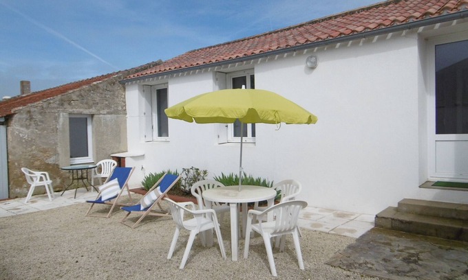 Barbatre House | Cozy house in Barbâtre, near beach, garden, 2 pers.