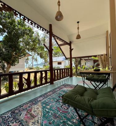 Chaloklum House | Chaloklum Retreat: Pet-Friendly with Private Beach Access