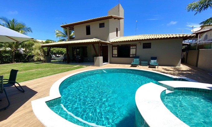 Jenipabu House | Inviting House in Guarajuba with Pool, Steps from the Beach