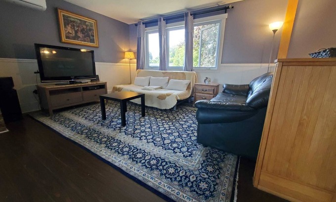 Saint Constant House | Charming St-Constant House with Pet-Friendly Amenities