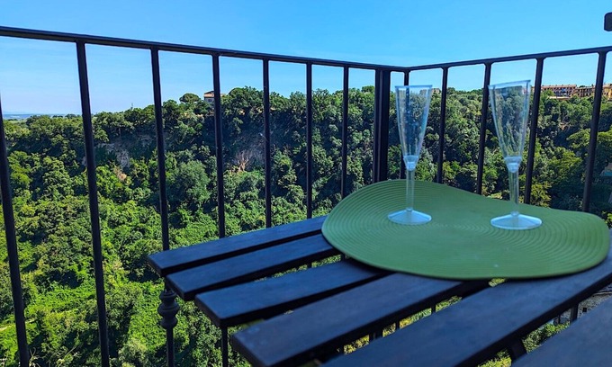 San Michele in Teverina Apartment | Cozy house overlooking the badlands. Between nature, culture and relaxation.