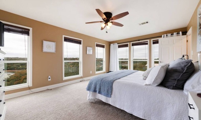 Burnet House | Inviting House on Lake Buchanan with Scenic Views & Kitchen
