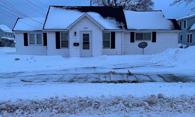 Newberry House | Inviting Newberry Home Along ATV/ORV Trails for All Seasons