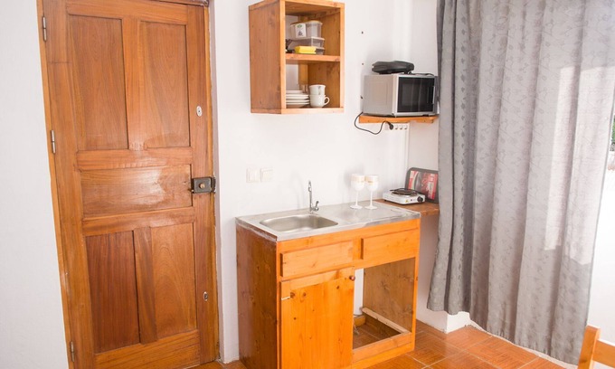 Mindelo Apartment | Cozy house, quiet with great light, beautiful view of Mount Cara