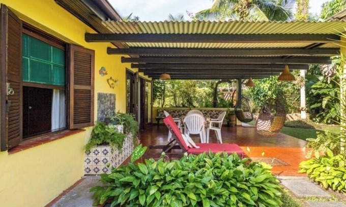Praia das Cigarras House | Beachside Retreat with Terrace and Barbecue, Rated 9.6/10