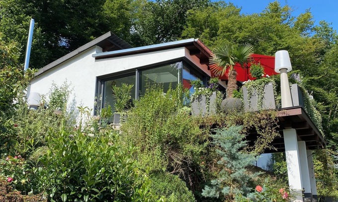 Schlangenbad House | Inviting 2-Bedroom House Near Rüdesheim with Pool & Pets