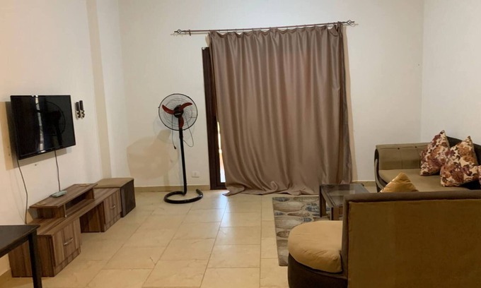 Al Ahyaa Ski Chalet | Cozy Hurghada Chalet with Sea View and Resort Amenities