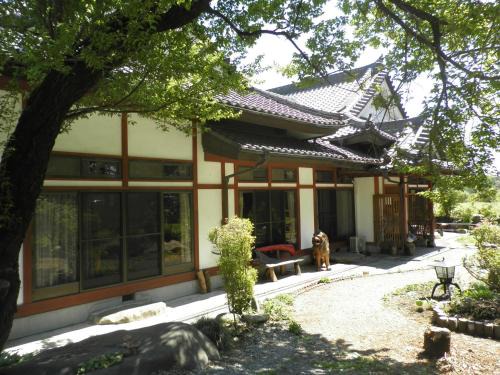 Nikko House | Comfortable COZY Inn with Free Shuttle & Breakfast Included