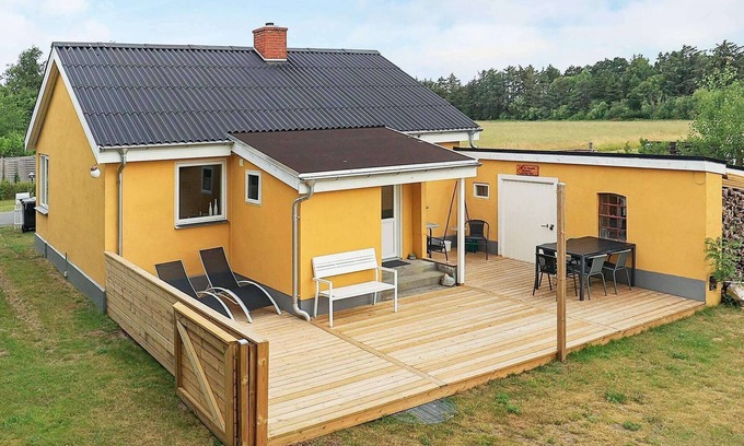 Vestero Havn House | Ideal 5-Person Holiday Home in Læsø with Prime Amenities