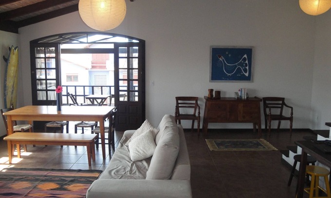 Morrinhos House | Relaxing Retreat with Sea View and Balcony in Morrinhos