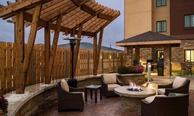 Wichita Falls Condo | Inviting King Suite with Free Breakfast & Workspace