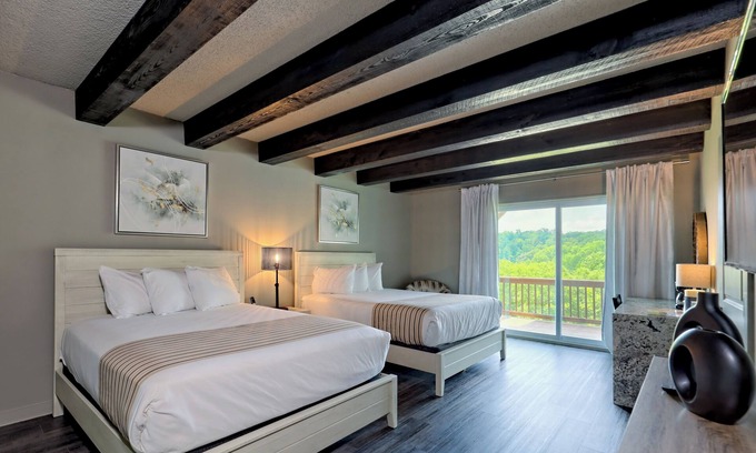 Clayton Condo | Family-Friendly Kingwood Resort: Two Queen Unit with Pool