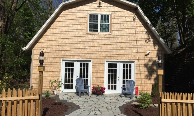 Skaneateles House | Inviting Lake Cottage with Pool and Close to Skaneateles