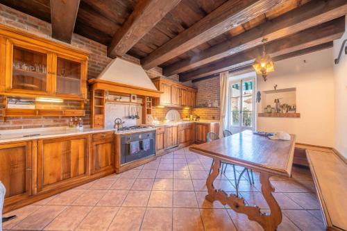 Germignaga Apartment | Cozy Lake Escape