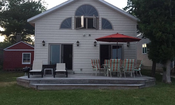 Cadillac Cottage | Serene Lakefront Retreat on All Sports Lake Mitchell