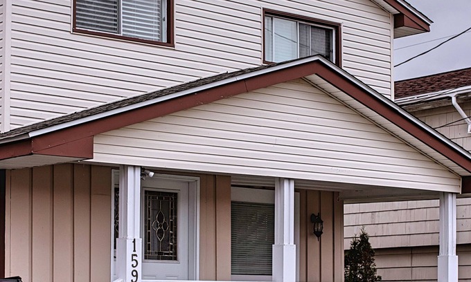 Timberlea House | Halifax Lakeside Entire House: Family-Friendly Comfort Awaits