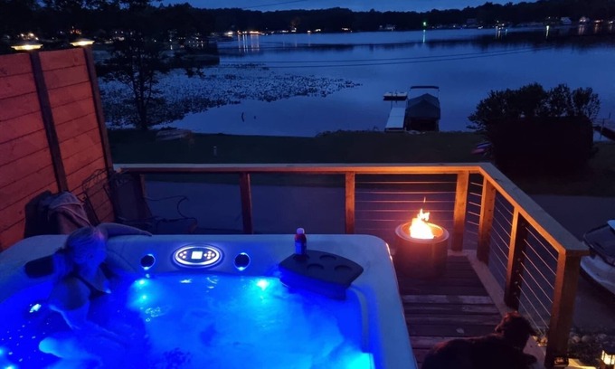Three Rivers Cottage | Inviting Lakeside Retreat in Three Rivers for Outdoor Lovers