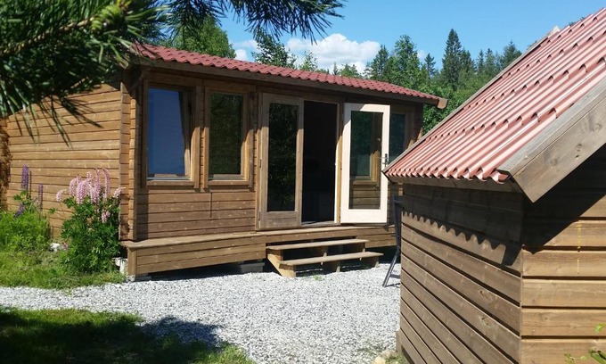 Filipstad House | Pet-Friendly Cozy Lodge for 5 - Rated 8.5/10 by Guests