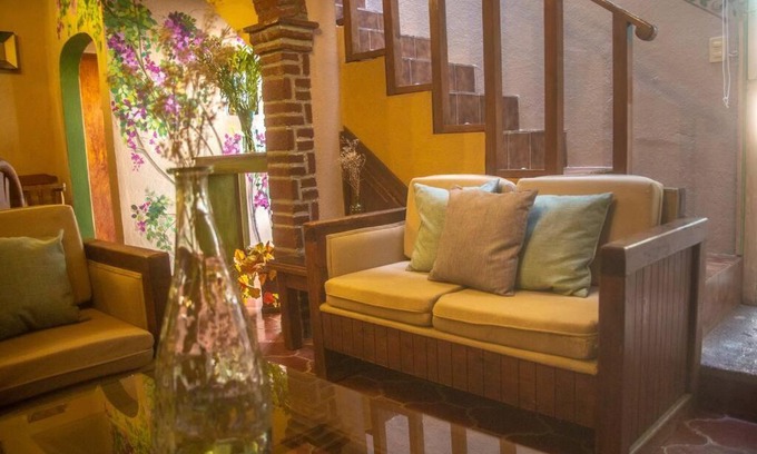 Zona Centro Apartment | Inviting Hotel in Downtown with Top Guest Ratings