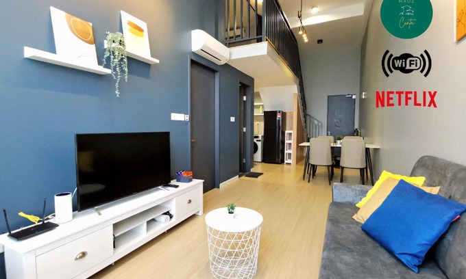 Nusajaya Apartment | Inviting Loft @Sunway Grid with Pool & Family-Friendly Vibes
