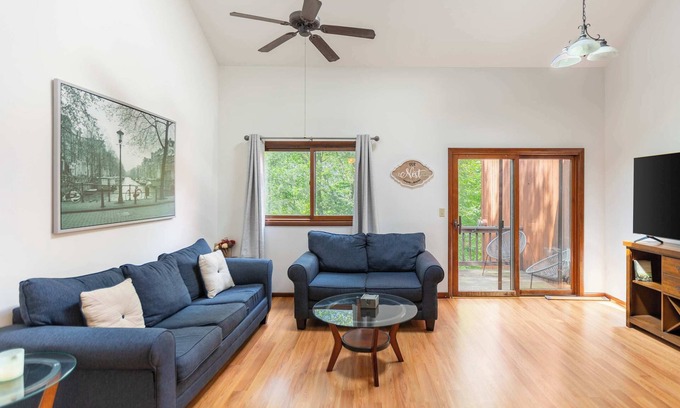 Vernon Apartment | Cozy Loft Near Lake, Trails and Mountain Views