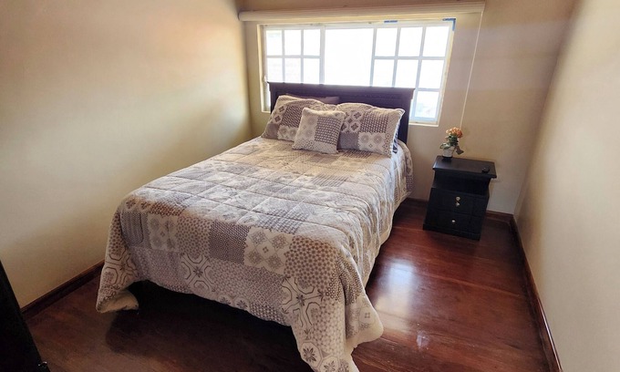 Cuenca House | Cozy loft with WiFi and backup generator