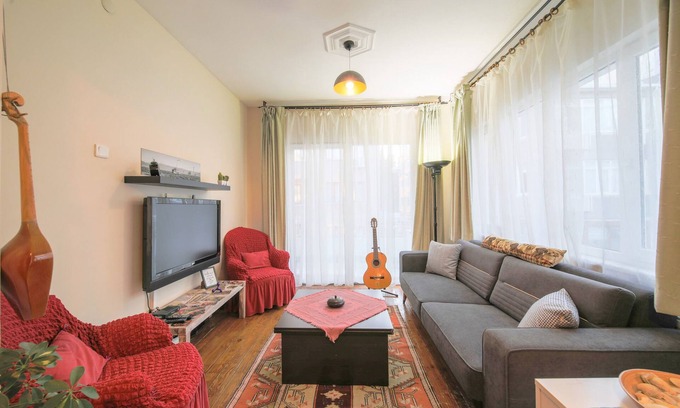 Bakırkoy Apartment | Charming Retreat in the Heart of the City with Breakfast