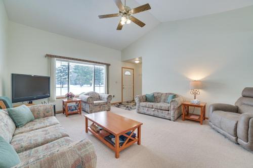 Mancelona House | Inviting Mancelona Retreat for Skiing, Golf & Snowmobiling