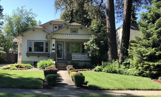 Manito House | Discover Manito Park Craftsman: Family-Friendly Retreat