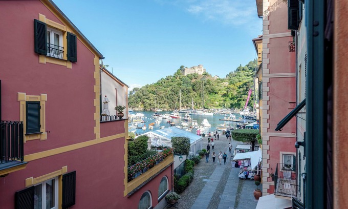 Portofino Apartment | Charming Flat in Portofino with Breakfast & Family Options