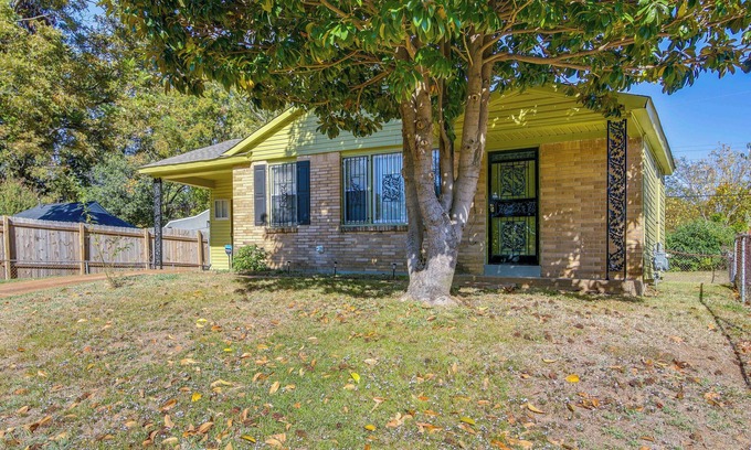 South Memphis House | Charming Memphis Vacation Rental Steps from Beale Street