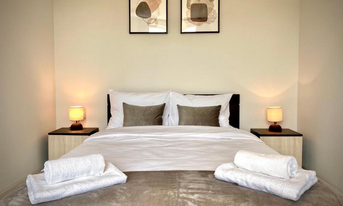Stara Zagora Apartment | Budget-Friendly 1 Bedroom Apartment with Free Parking